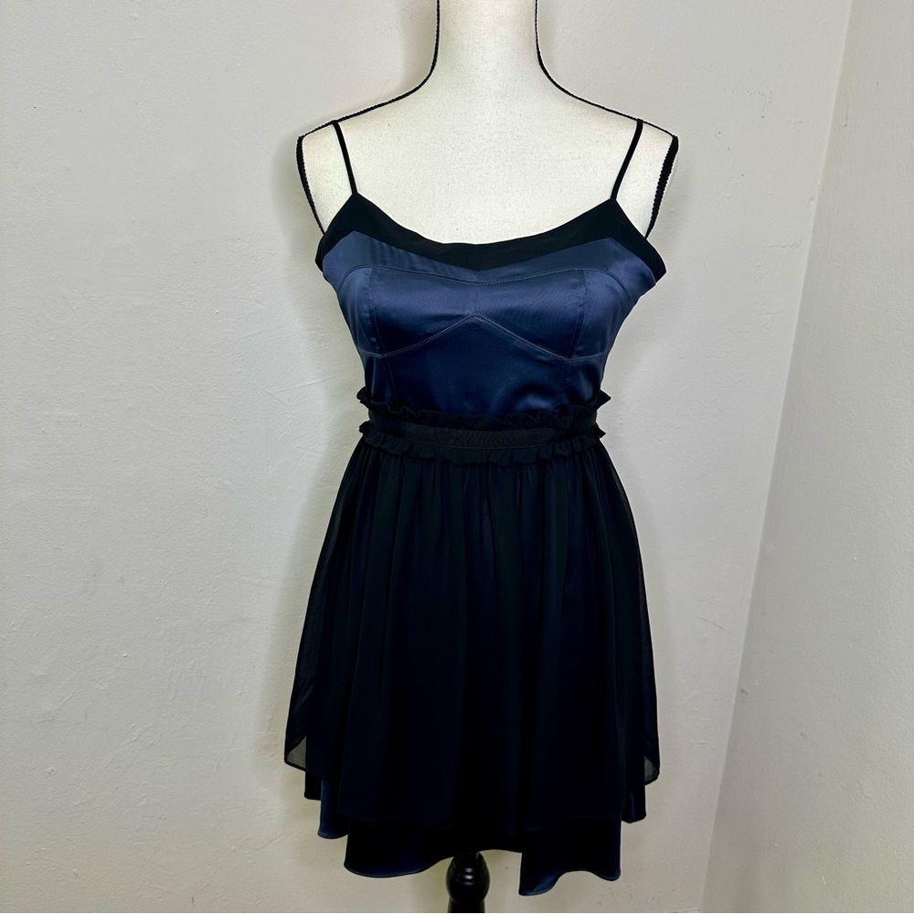 BCBG Generation Short Dress Women's‎ Blue/Black Size 2 Sleeveless  Party Dress